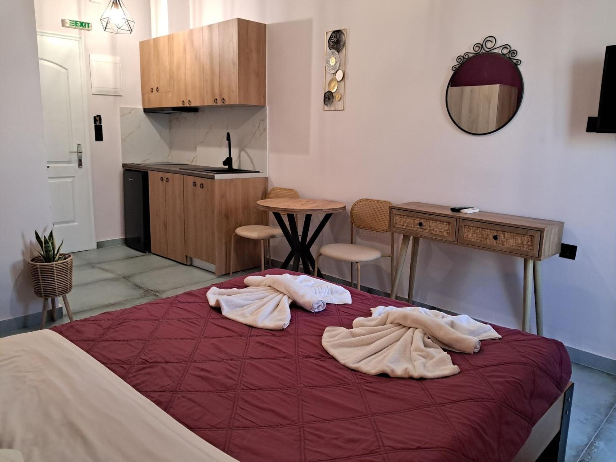 Aparthotel Poppy Beloni Chania  Exterior foto